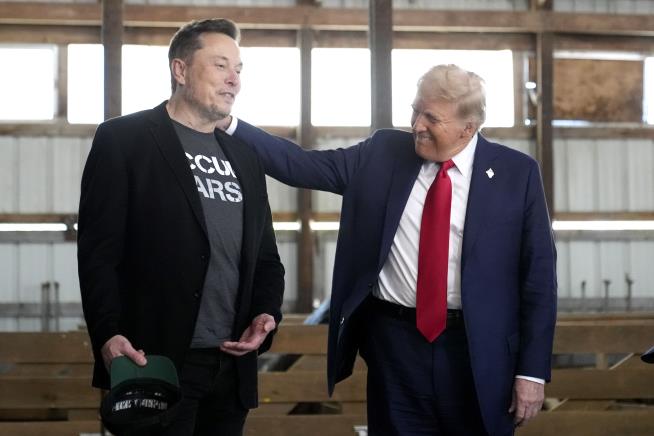 White House Describes Feud as 'Unfortunate Episode From Elon'