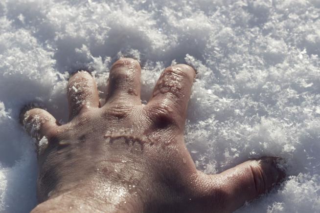 Man Picks One of the Coldest Guinness Records to Break