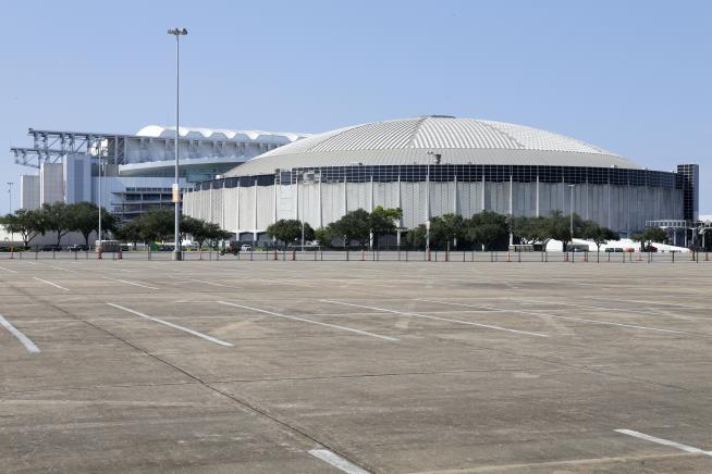 After Viral Video, Teens Charged With Sneaking Into Astrodome