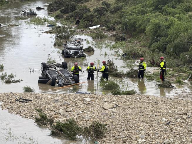 5 Dead, 2 Missing in San Antonio Floods