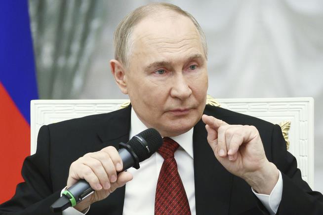 Russia: Putin and Trump Discussed Ukraine, Middle East