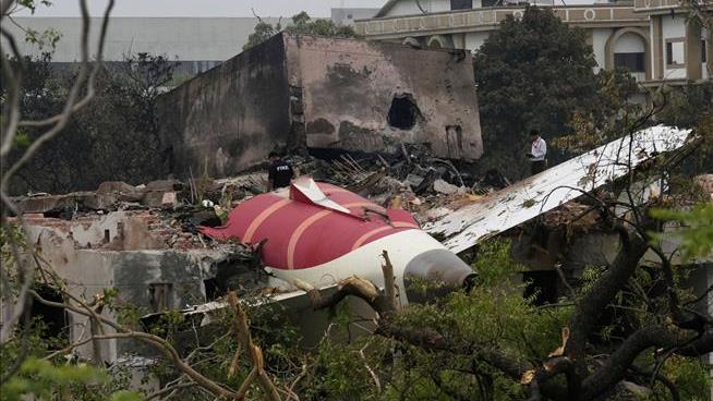 In Air India Crash, a 'New Line of Inquiry' Emerges