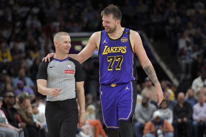Lakers Set Record With $10B Sale