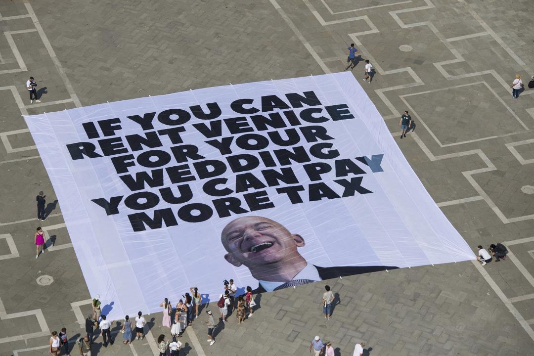 Protesters Force Bezos to Move His Venice Wedding