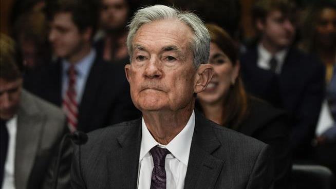 Fed's Powell Sticks to His Warning on Tariffs