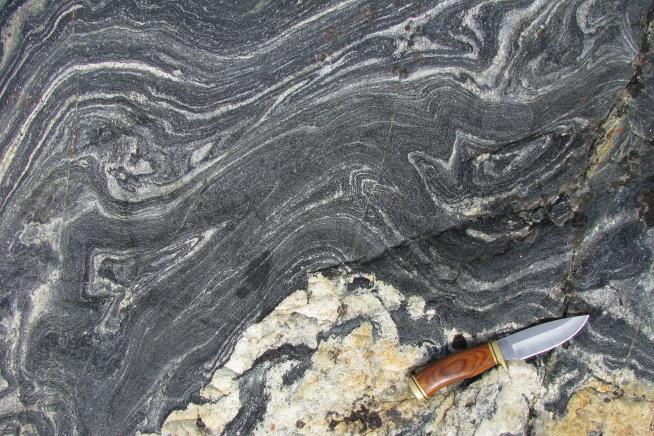 These Canadian Rocks May Be Earth's Oldest