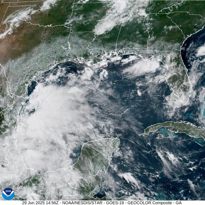 Tropical Storm Off Mexico Nears Hurricane Strength