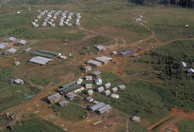 Tourists Find Little Left at Jonestown
