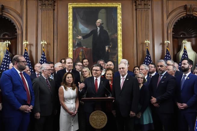 There Were Only 2 GOP Holdouts on Big Bill