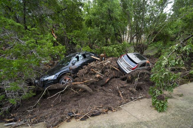 Meteorologists Defend NWS Forecasts in Texas
