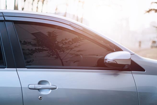Mom Charged After Toddler Dies in Hot Car During Spa Visit
