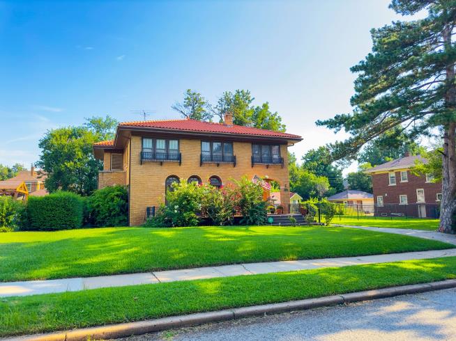 Cities Where Homes Are Selling Like Hotcakes