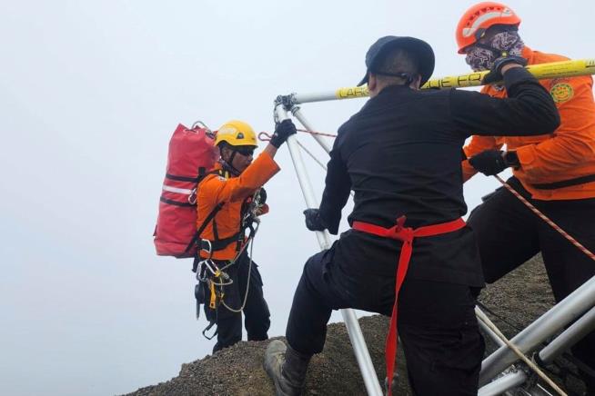 Crews Rescue Climber Who Fell Down Volcano Slope