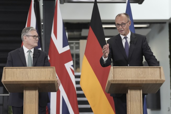 UK, Germany Agree to Tighten Defense Ties