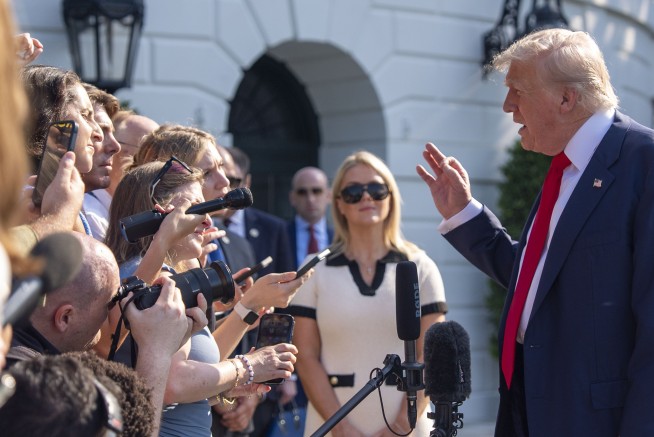 Trump Expects Putin, Zelensky to Talk, but Russia's in No Hurry