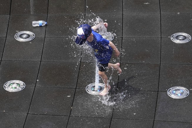 Big Cooldown Set to Break Heat, Bring Flood Threat