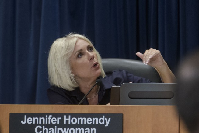 Hearings Consider Confusion on Army Helicopter, in Tower
