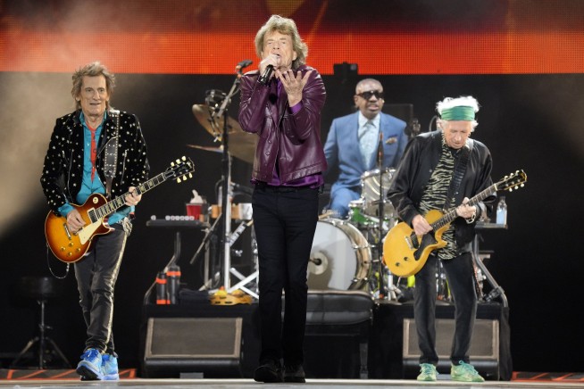 Rolling Stones Guitar Sparks Ownership Dispute With the Met