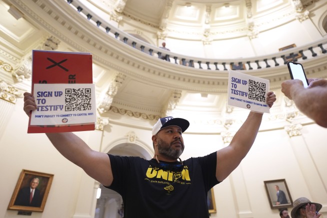Trump's Redistricting Heads to Vote in Texas House