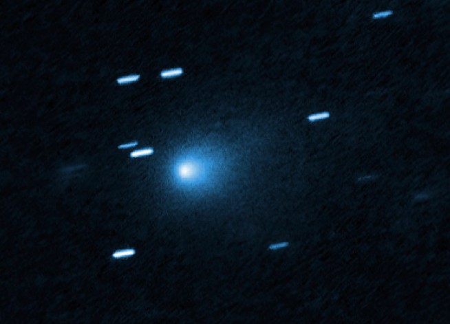 Hubble Telescope Nabs Best Photo Yet of a Visiting Comet