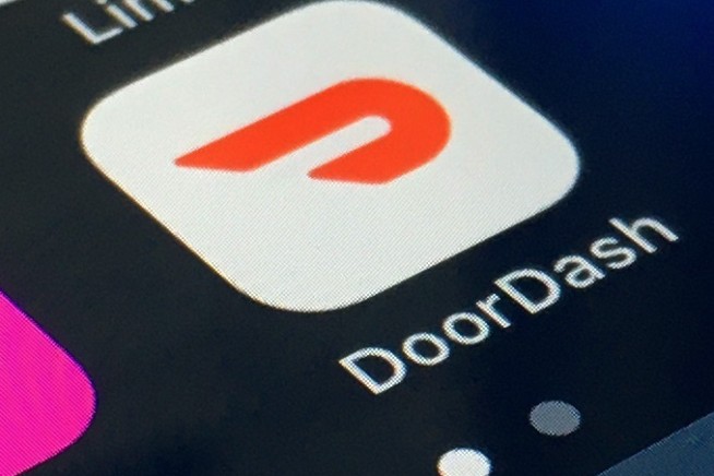 Cops: Angry Customer Smashed DoorDash Driver's Car