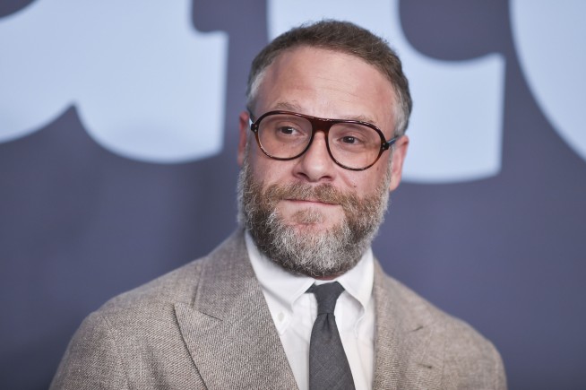 Seth Rogen: Yeah, I Smoke Weed With Fans