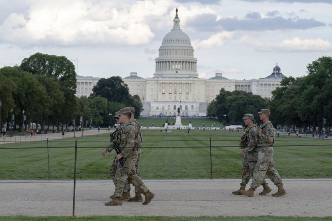 National Guard Seen Picking Up Trash in DC