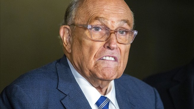 Giuliani Hospitalized After High-Speed Rear-End Crash