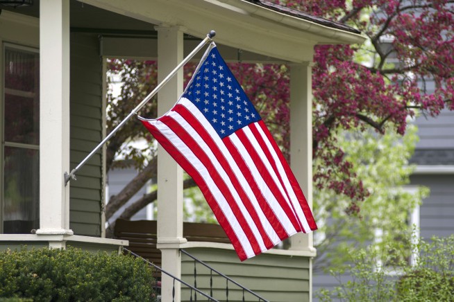 Poll: 70% of Americans Don't Buy Into the American Dream