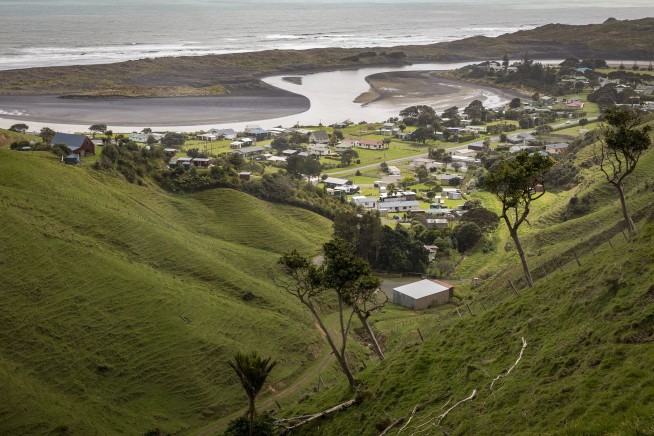 NZ Dad on the Run With Kids Is Killed in Police Shootout