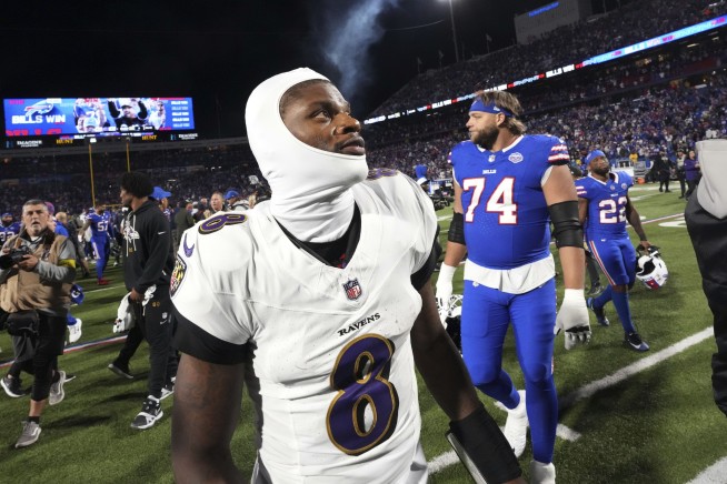 Ravens QB Regrets Shoving Buffalo Fan