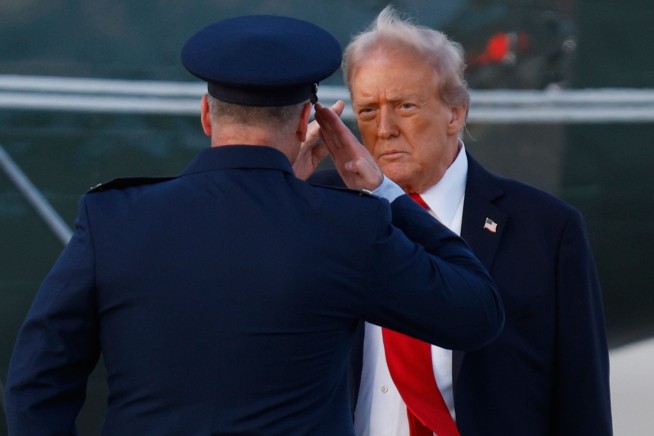 Trump Asks Supreme Court to Keep Foreign Aid Frozen