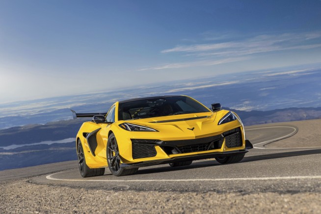 $100K Corvettes Are Catching Fire