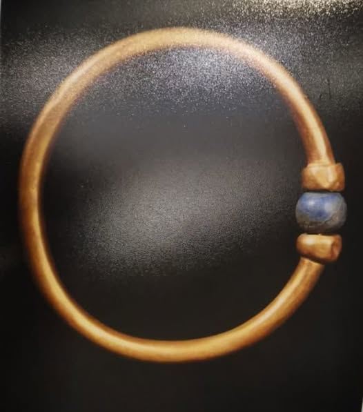 Pharaoh's Gold Bracelet Vanishes From Cairo Lab