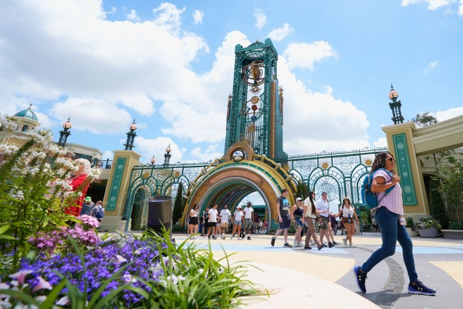 Guest Dies After Riding Stardust Racers at Epic Universe