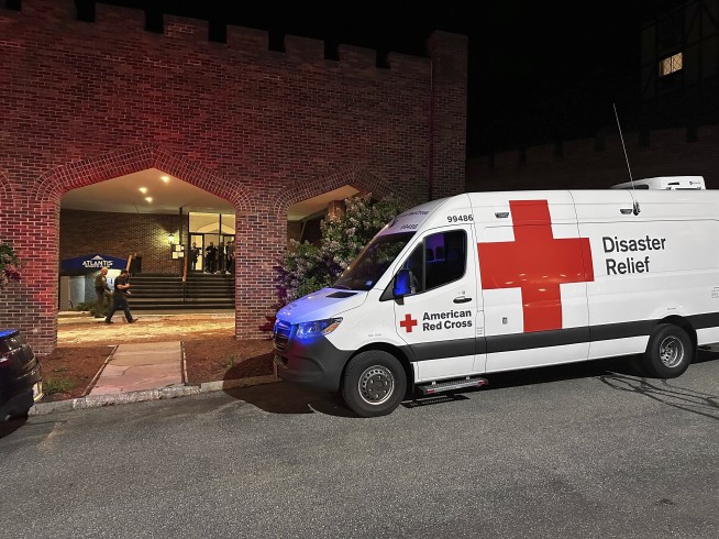 Quick-Acting Patrons at NH Country Club Bashed Shooter