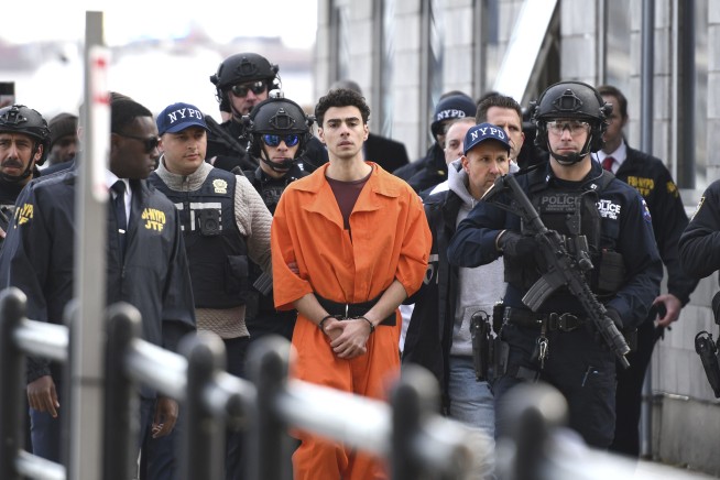 Lawyers Want Death Penalty Off the Table in Mangione Case