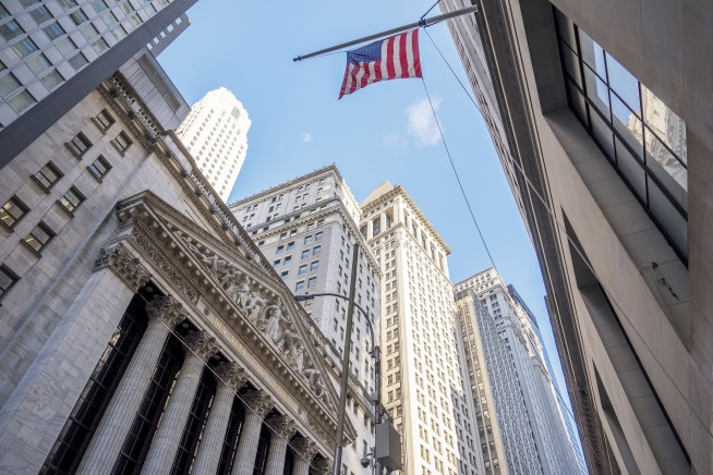 Stocks Hit All-Time Highs for a 3rd Straight Day