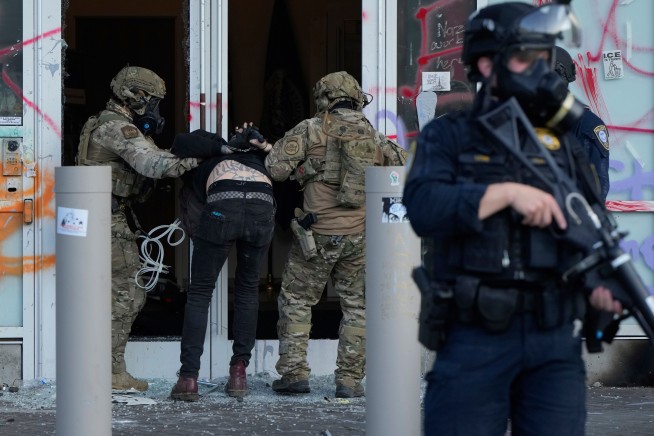 Trump Sending Troops to 'War-Ravaged' Portland