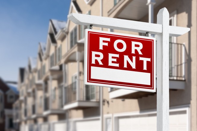 Homeowners Turn Landlords, Squeezing Big Rental Investors