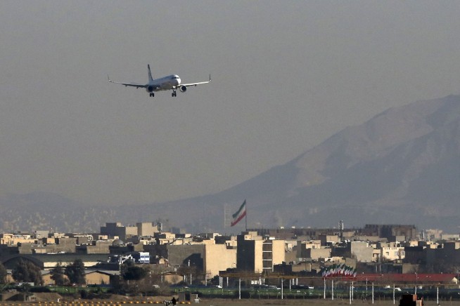US Deports Iranians After Rare Deal