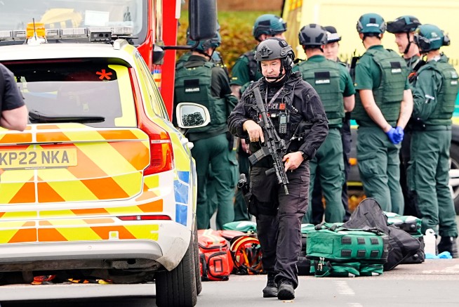 2 Dead, 3 Badly Hurt in UK Synagogue Attack