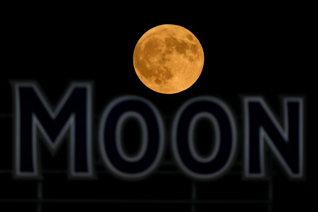 The Year's First Supermoon Is Tonight