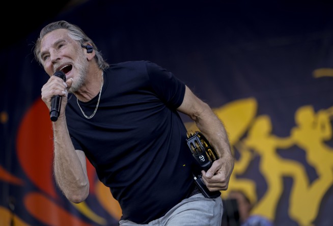 Kenny Loggins Tells Trump to Stop Using His Song