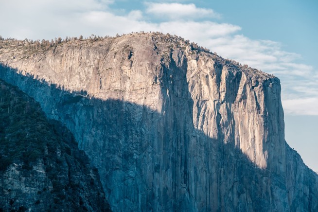 Shutdown Means Opportunity for Illegal BASE Jumpers