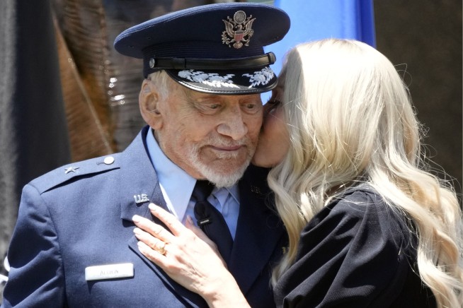 Buzz Aldrin Loses the 'Love of My Life'