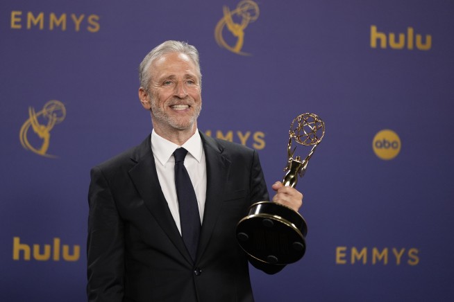 Jon Stewart Staying at Daily Show Desk Through 2026