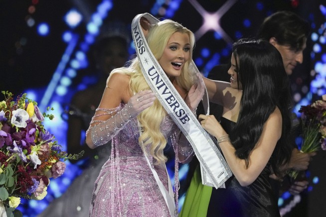 Miss Universe Contestants Walk Out After One Is Berated