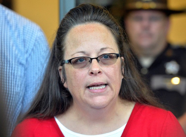 Kim Davis' Bid to Overturn Gay Marriage Heads to SCOTUS