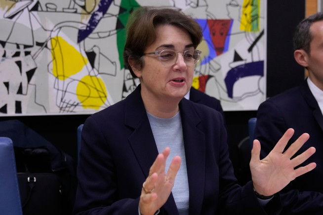 Louvre Ups Security With 100 Cameras, Anti-Intruder Setup